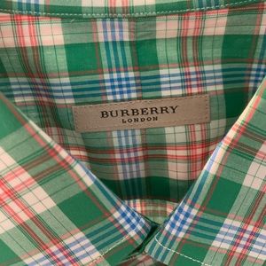 Men’s Burberry sport shirt!